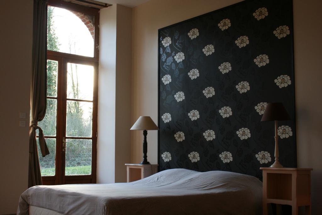B&B Le Logis De Bois Renard Saint-Laurent-Nouan 객실 사진
